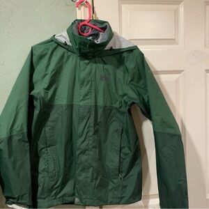 REI Two toned green windbreaker